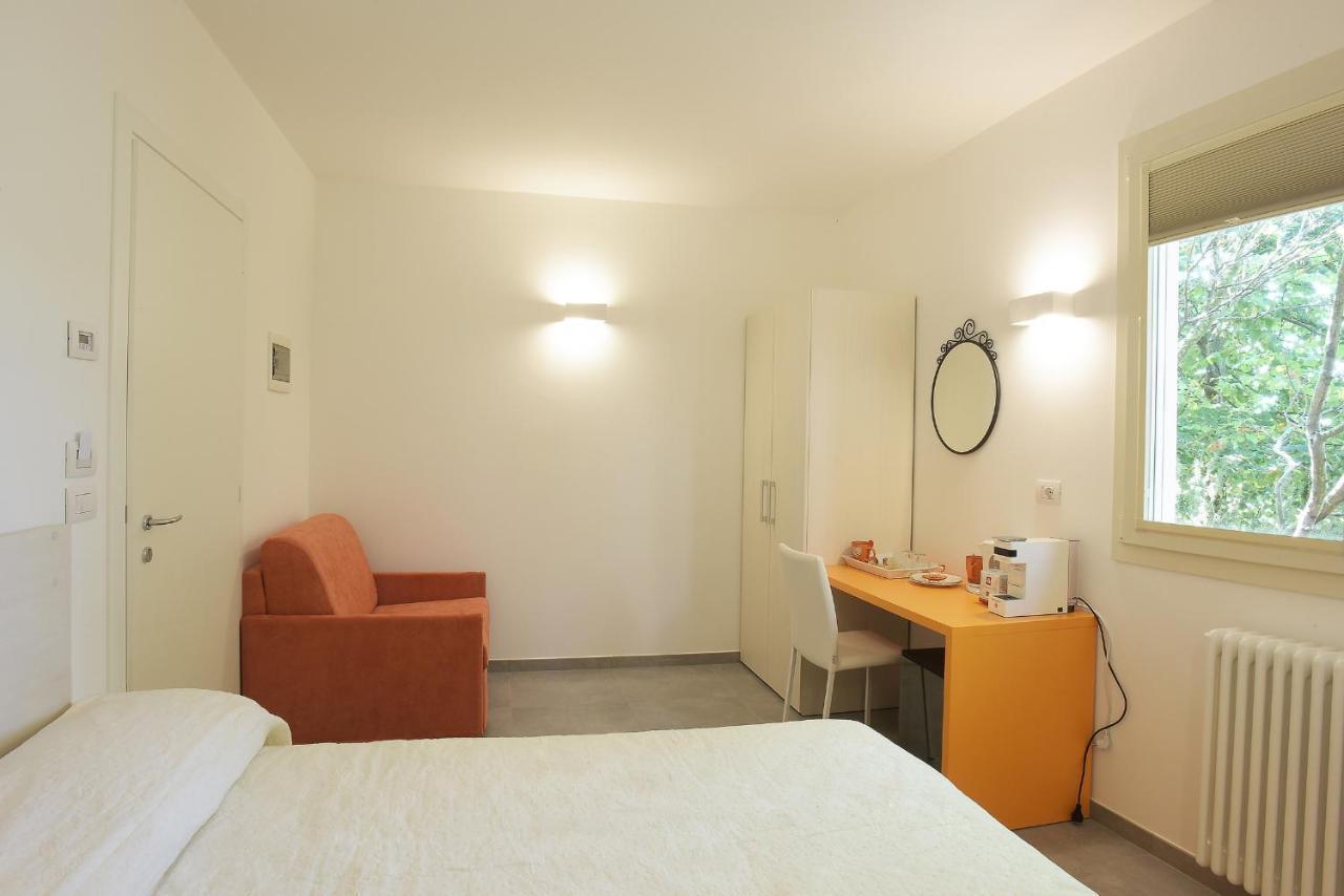 Rose Canine B&B Cesenatico Extérieur photo